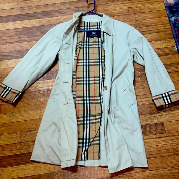 Burberry London - Picture 4 of 12